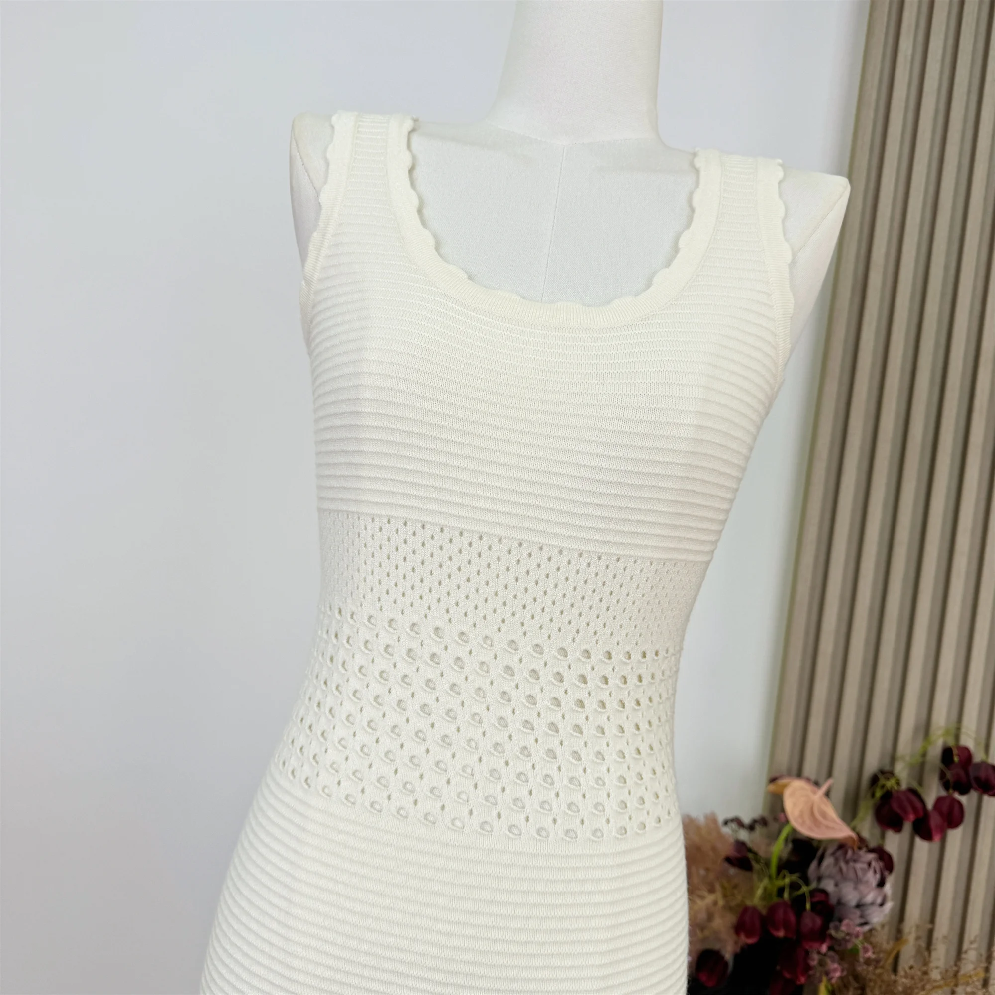 Sexy Sparkling Hollow out Knitted Mini Dress Elegant Strapless Empire Waist Women's Summer New Arrival Vestidos N875
