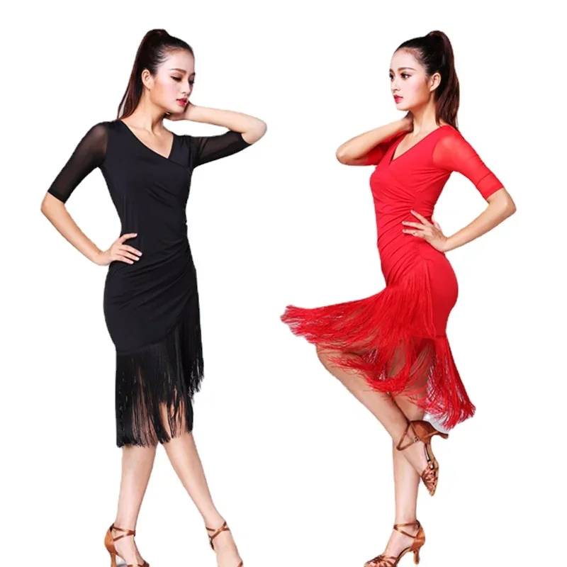 2024 neue Damen Latin Dance Dress Frauen schwarze Bühnen kostüme Quaste Salsa V-Ausschnitt Rumba/Samba Salsa führen Fitness Dance wear