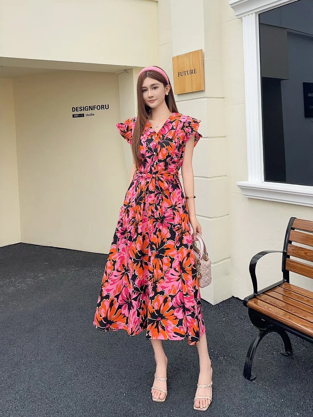 Dopamine Style Floral Print V-Neck Dress Women's Summer Slimming Long Dress Elegant Waist-Cinching Fashionable LQ682