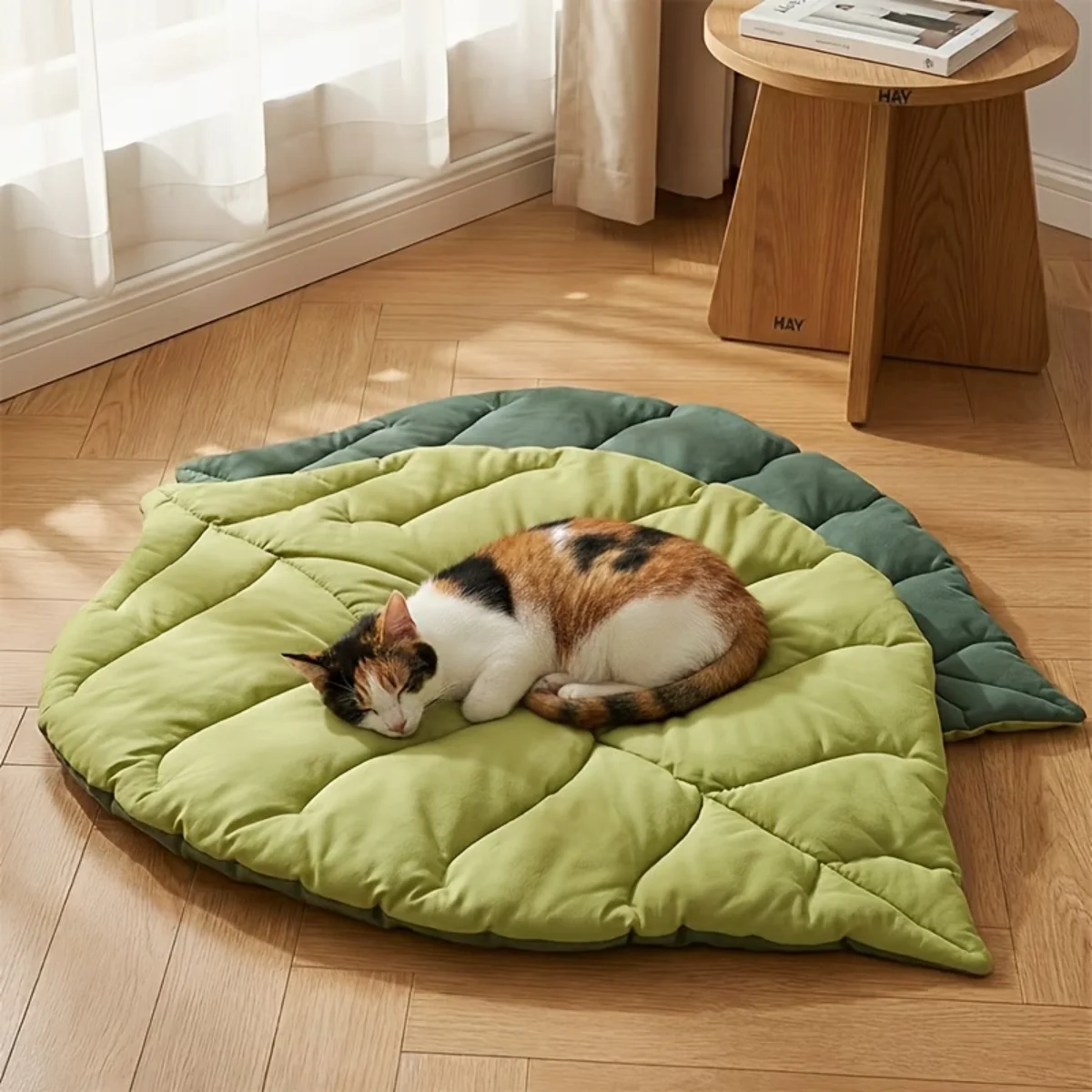Tragbares Katzenbett in Blattform, Wendbar, Weich, Waschbar, Rutschfeste Haustiermatte, Kissen für Hunde, Innen- und Außenbereich, Reisen, Camping, Unverzichtbar