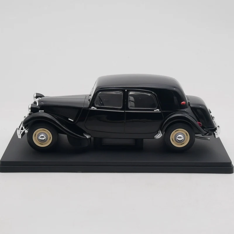 مقياس ايكسو دييكاست 1/24 ألعاب نموذج سيارة مصنوعة من خليط معدني (1934-1957) هدية للأولاد #3