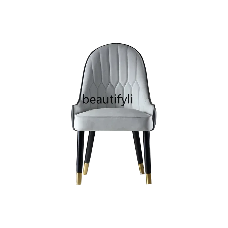 Cc182R11 كرسي طعام فاخر أمريكي خفيف مصنوع من الخشب الصلب كرسي دراسة مطعم حديث الحد الأدنى مسند الظهر كرسي من الجلد الراقية