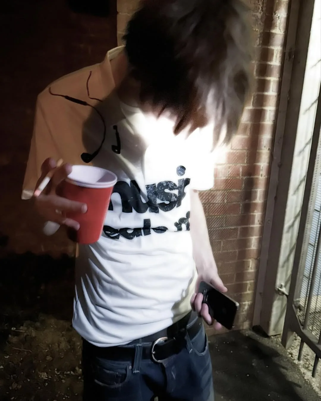 الرجال شارع العليا Harajuku خمر القوطية الشرير ريترو الأبيض قميص بولو الهيب هوب عادية القطن تي شيرت التلبيب الجرافيك ملابس الشارع الشهير