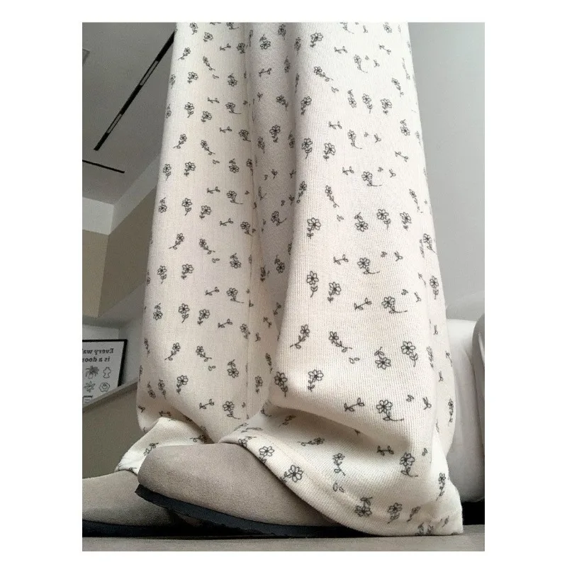 Calças florais de pernas largas para mulheres na primavera verão finas macias para a pele soltas versáteis casuais