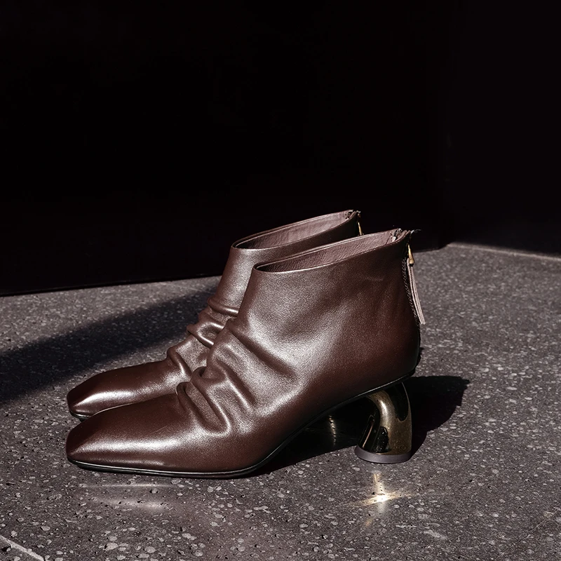 2024 stivaletti con tacco alto da donna con cerniera posteriore décolleté da ufficio caldi nuovi stivali corti con punta quadrata di base scarpe