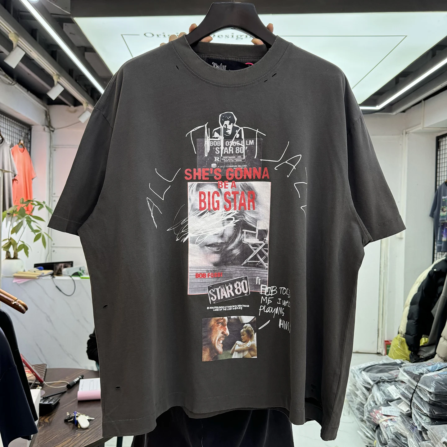 Retro Worn Short Sleeve T-Shirt Unisex Loose Hole Couple's Top Fashionable Cotton round Neck Print Sweatshirt for Men And Women