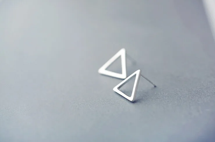 925 Sterling Silver Cute geometry Triangle Stud Earrings Children Girl Simple Romantic Piercing Jewelry Accessories