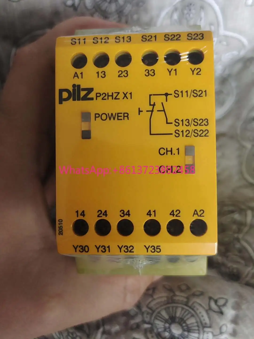 Pilz X1 774330 safety relay in stock