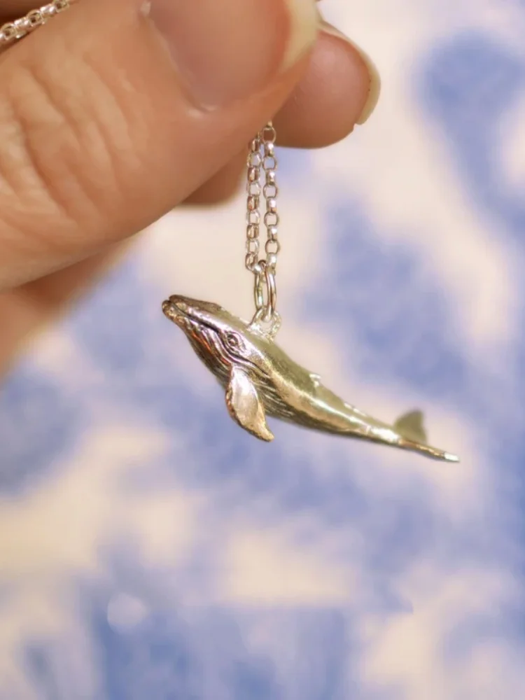 1 رائعة وبسيطة الحيوان البحري الحوت شخصية الموضة نمط معدن فضي اللون قلادة قلادة #4