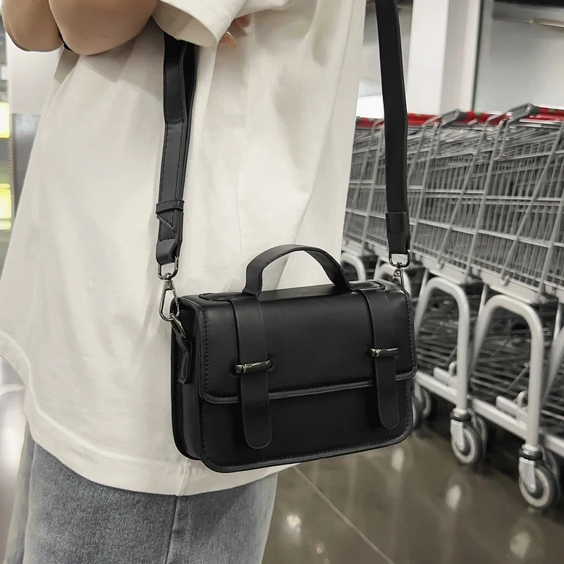 PU Leather Zipper Closure Neutral Minimalist Spring 2026 Men's Crossbody Mini Box Bag Casual Trendy Couple's Shoulder Bag Hard