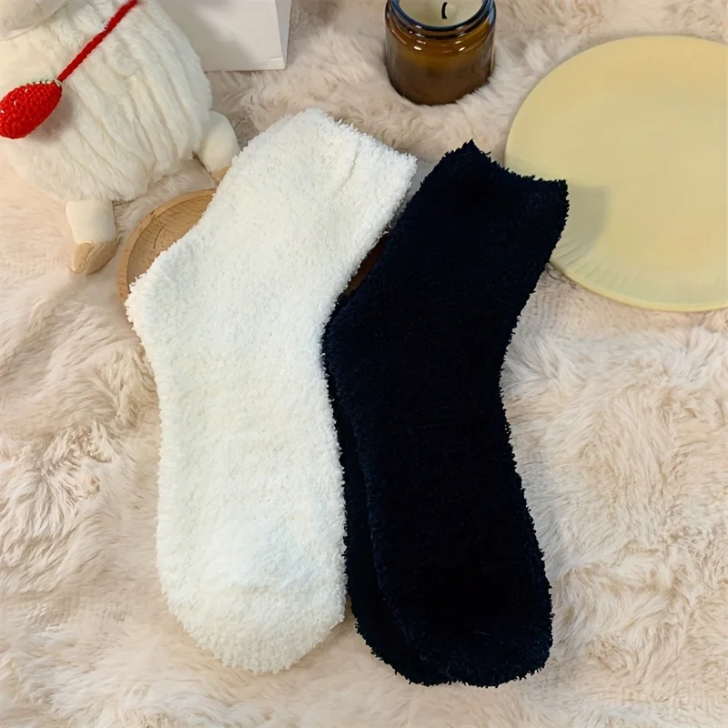 

2 Pairs Of Autumn And Winter Women's Plush Thick Mink Fur Fashionable Black And White Solid Color Versatile Warm Long Socks
