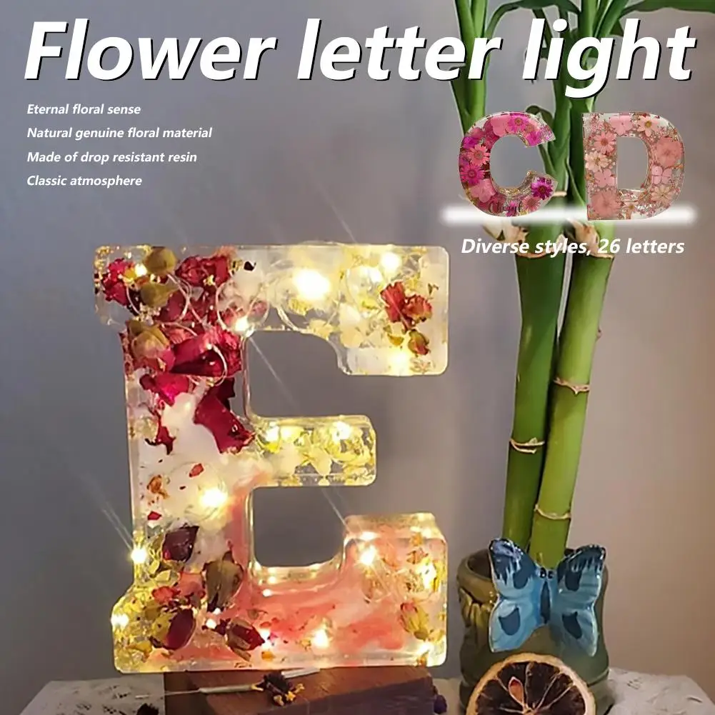 Blumen-Harz-LED-Buchstabenlichter, 26 Alphabet-Buchstaben, dekorative Nachtlichter, florale Buchstaben-Tischlampe für Hochzeiten, Heimdekoration, romantisches Geschenk