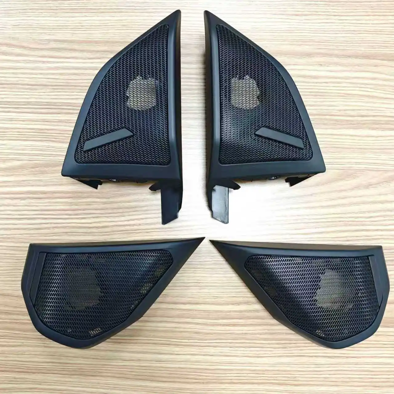 

modification and upgrade Car Cover of four high pitched speakers For bmw G45 G48 Front and rear doors Tweeter Cover horn audio