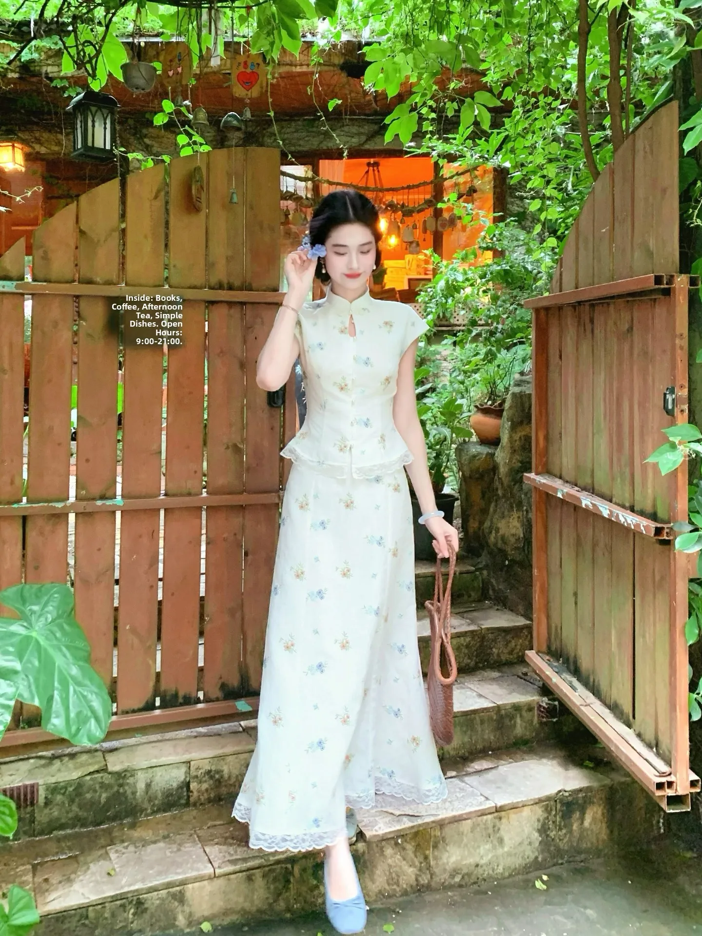 Lingshan Zhihe Summer Floral Lace Trim Slim Fit Shirt And Fish Tail Half Skirt Set Women's Fashion Traditional Chinese Style