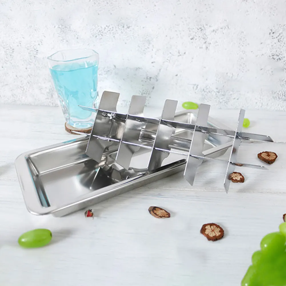 

Metal Ice Cubes Tray 18-Slot Ice Cubes Maker with Easy Release Handle Ice Cubes Mold for Kitchen & Bar