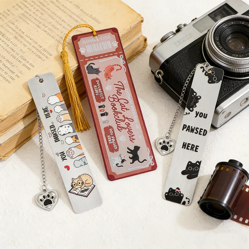 

Cute Cat Paw Metal Bookmark Acrylic Bookmark Animal Lover Collection Merchandise Reading Lover Book Charm Cute Gift for Women