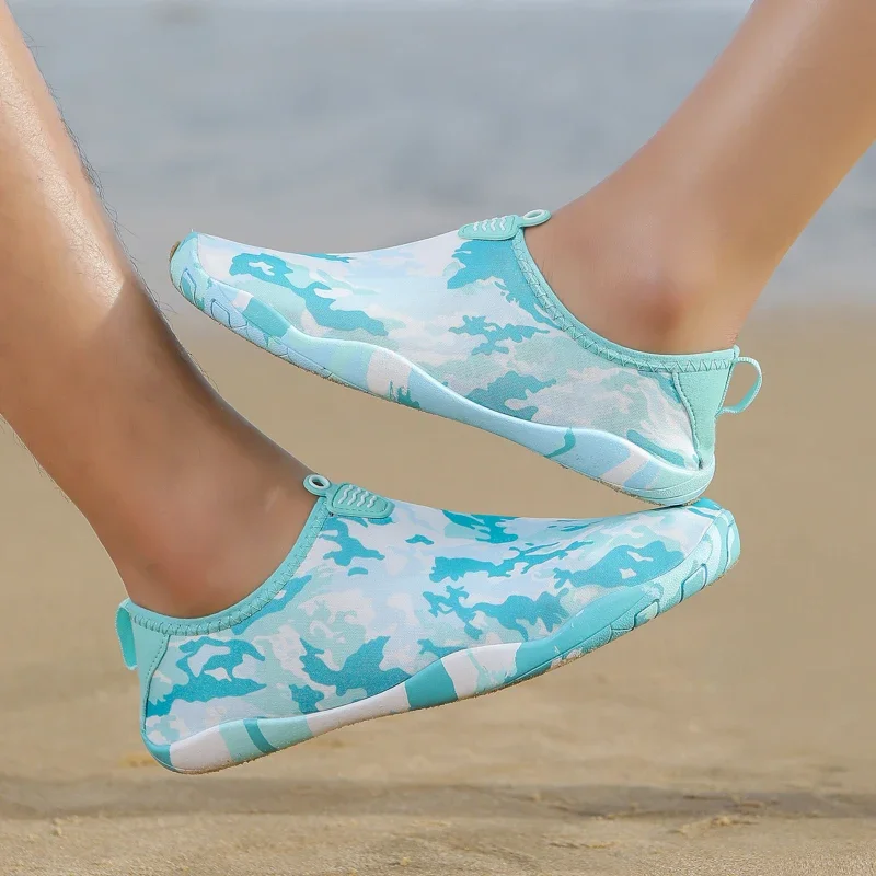 Chaussures d'eau respirantes unisexes pour hommes et femmes, sandales de plage en caoutchouc, chaussettes de plongée en amont, été, Plus 46