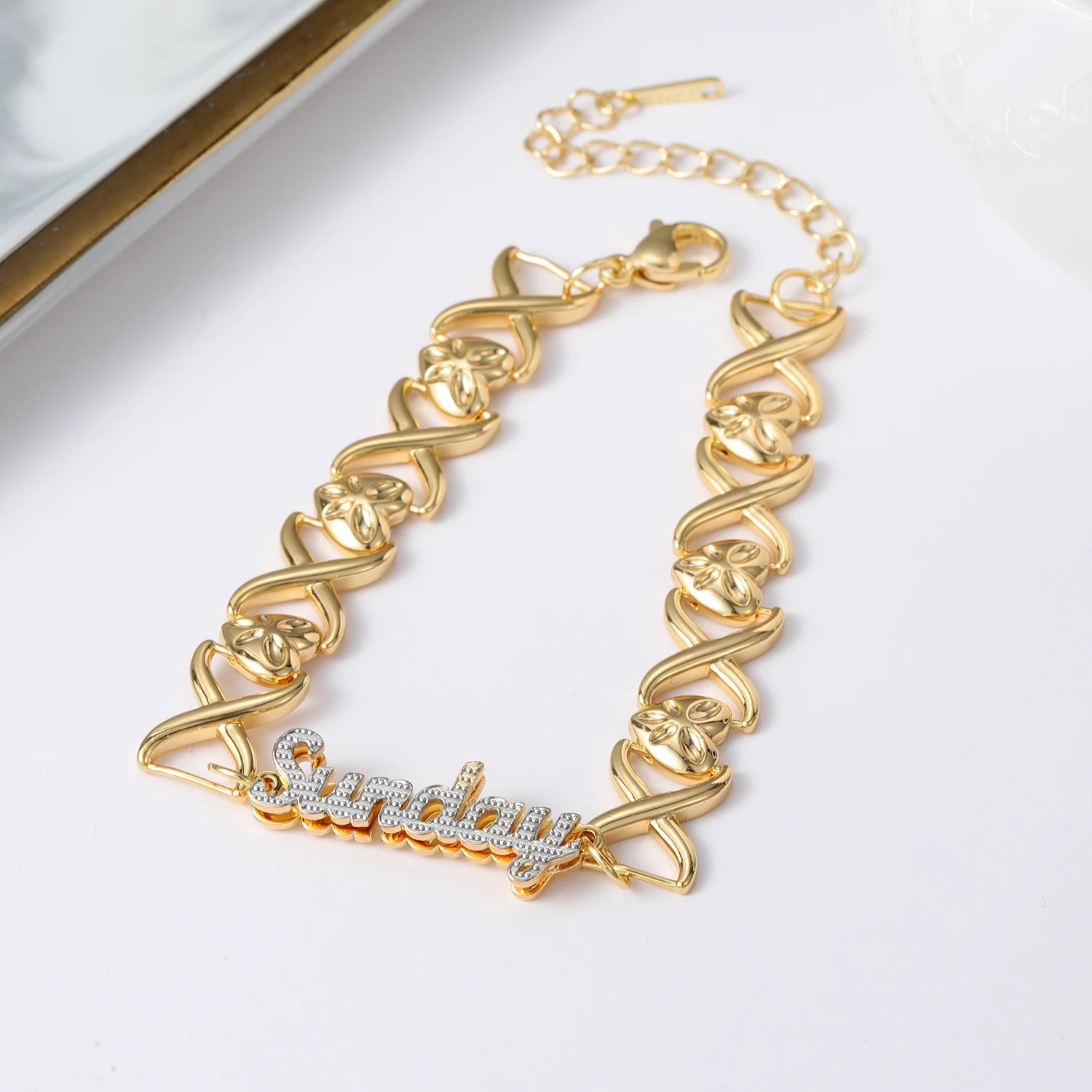 Personalisiertes XO-Kettenarmband mit individuellem Namen, 18 Karat vergoldeter Edelstahl, verstellbares Armband, individueller Text, Damenschmuck, Geschenk – Detail 4