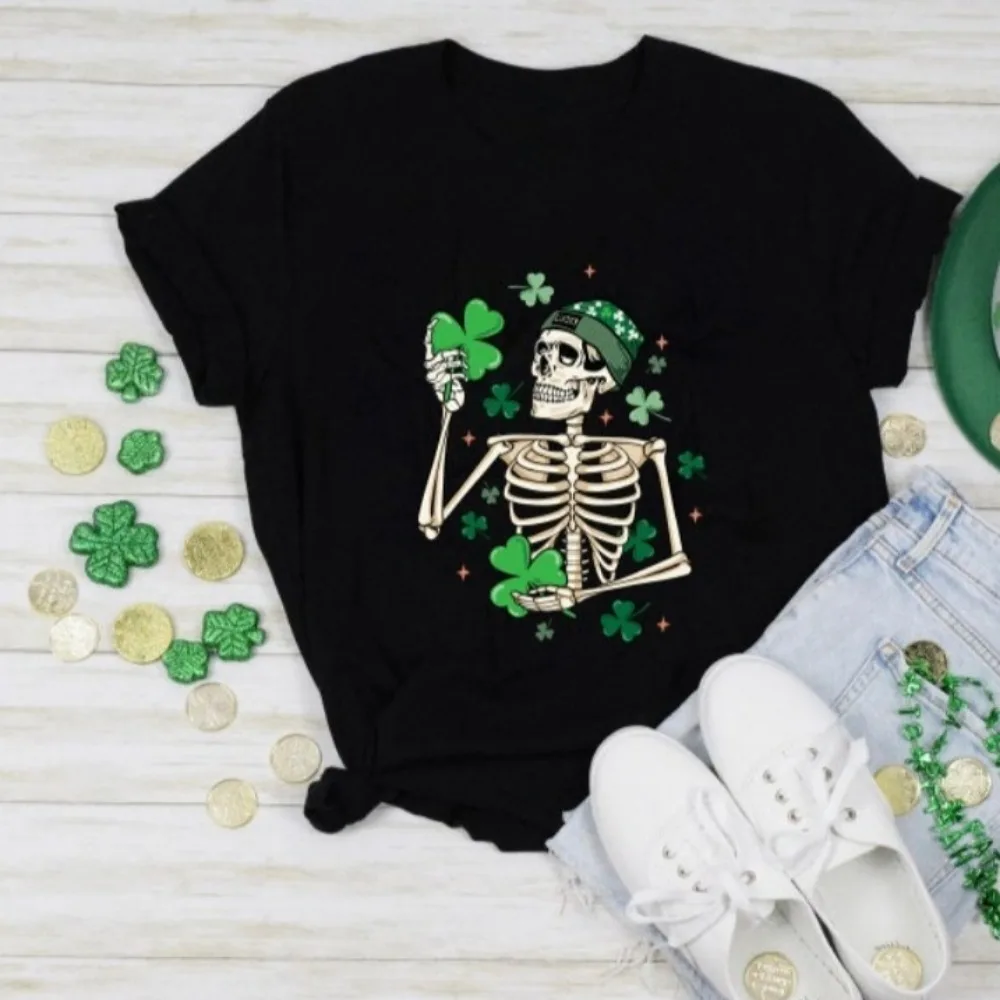 St. Patrick's Skeleton Shirt St Patty's Skeleton Dancing Skeleton Funny St Patrick's Irish Shirt Graphic T Shirts Ropa De Mujer view 2