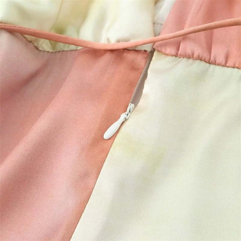 KEYANKETIAN 2025 여름 새 여성 넥타이 염색 인쇄 새틴 미디 드레스 오-넥 Batwing 슬리브 레이스 업 패션 발목 길이 드레스