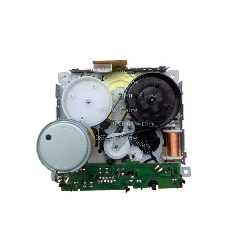 

Электронно-управляемый механизм для магнитофона, абсолютно новый, в наличии, как на фото.