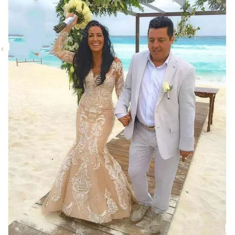 Vestidos De novia champán De sirena con apliques De encaje y cuello en V personalizados, batas De boda De playa africanas con tren De barrido