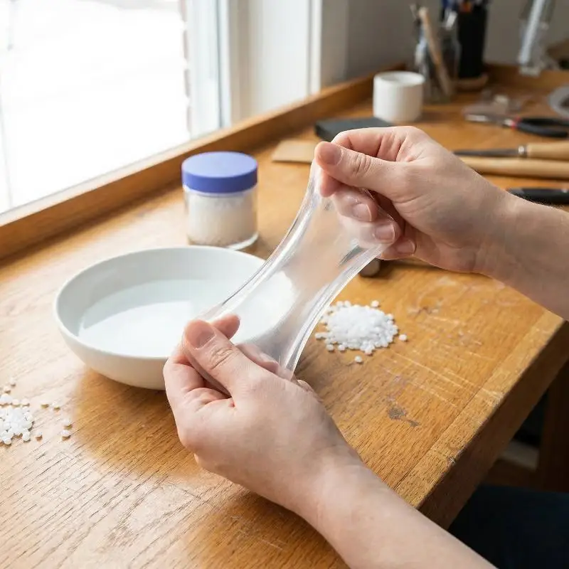 

100/200g Model Material Moldable Resin Clay Pellets Heat Shapeable Plastic Beads DIY Crafts Toy Repairs Modeling Art Projects