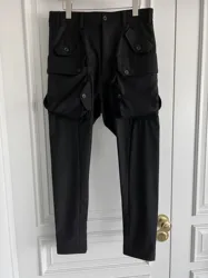 High-quality custom-sized black hip-hop skateboard pants with original design in 2025