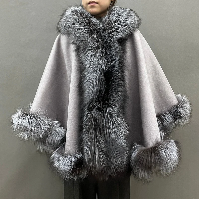 【タグあり】Na.e Wool Poncho グレー Poncho Feminino com Capuz de Pele Genuína 2026, Gola de Pele de