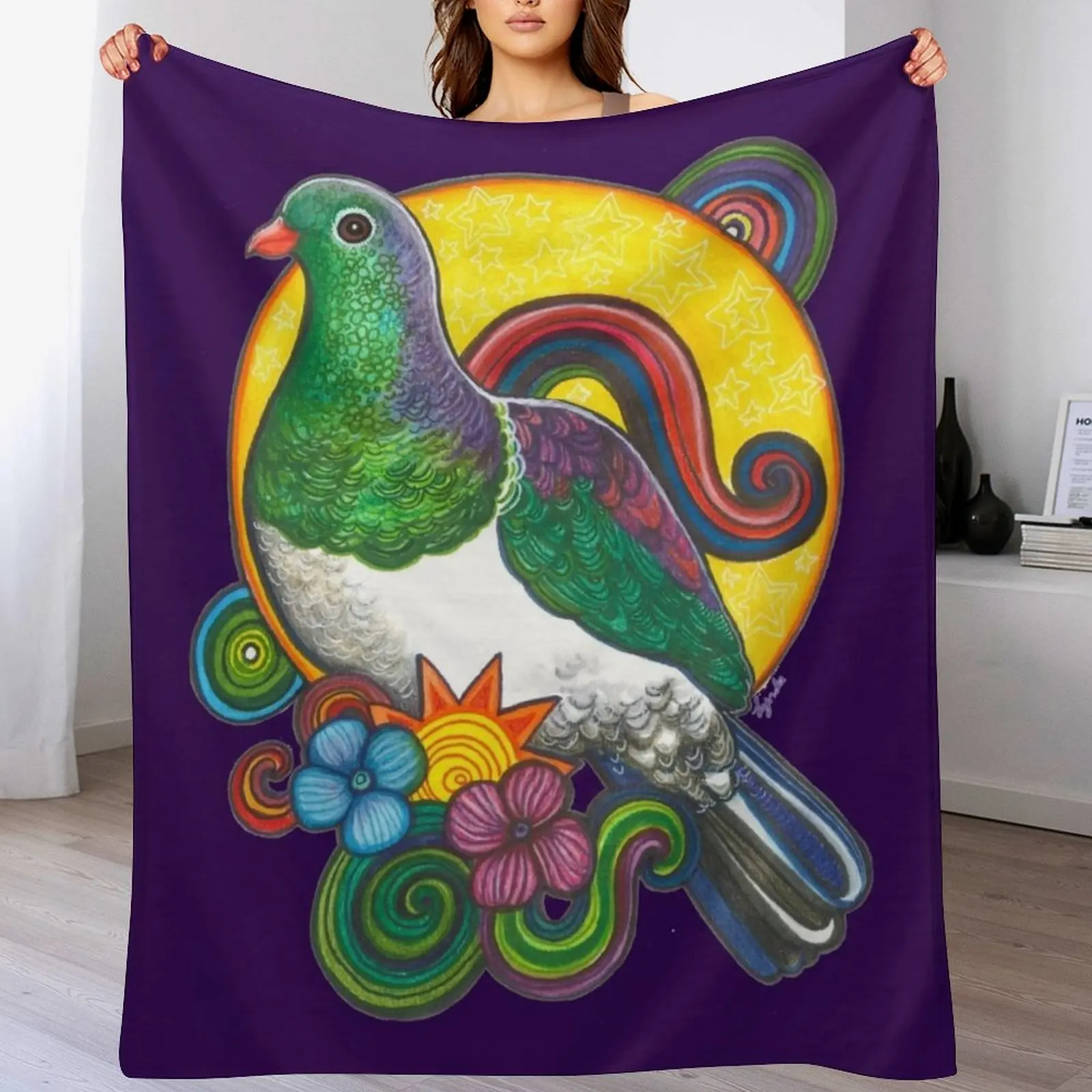 

Kaleidoscopic Kereru Throw Blanket Warm Accent Blanket for Living Room Decoration