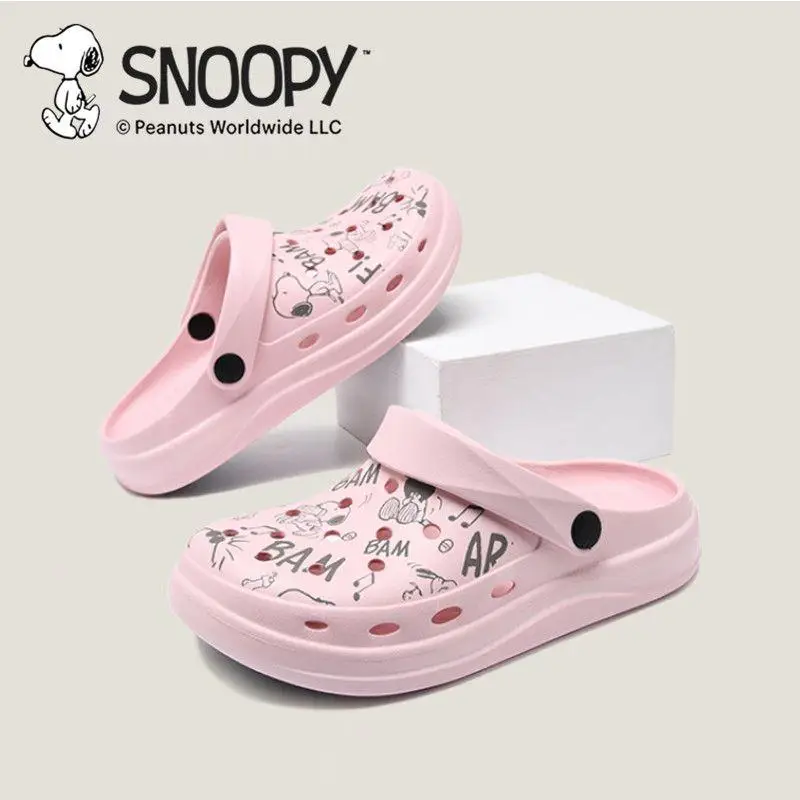 Kawaii Snoopy Cartoon Cute Hole Shoe New Summer Outwear Increased Feet Stepping Feeling Anti Slip and Anti Odor Wrapped Slippers