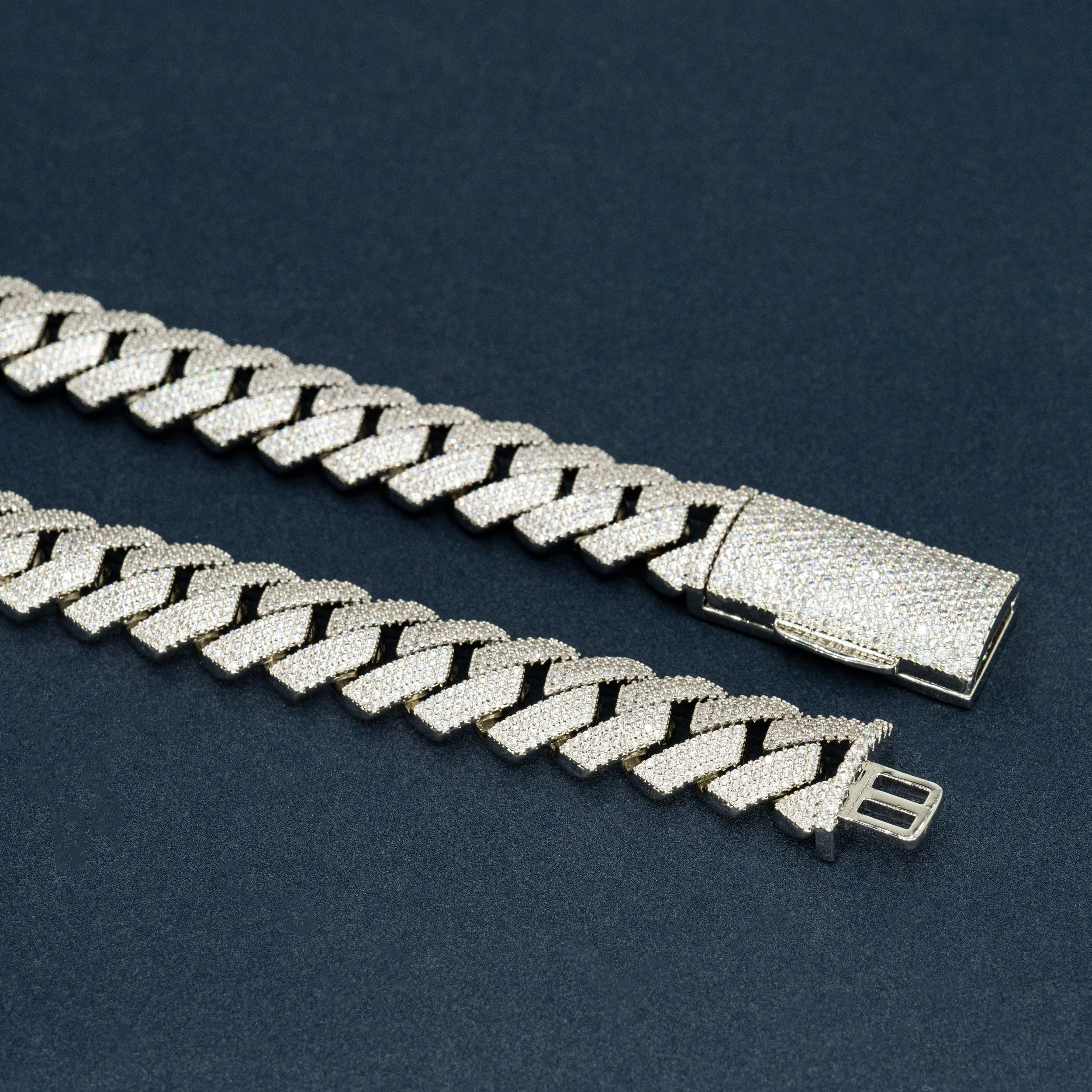 Sale Top Hip Hop Jewelry 925 Sterling Silver Iced Out Lab Diamond Cuban Chain Necklace 15mm Cuban Link Chain Moissanite..