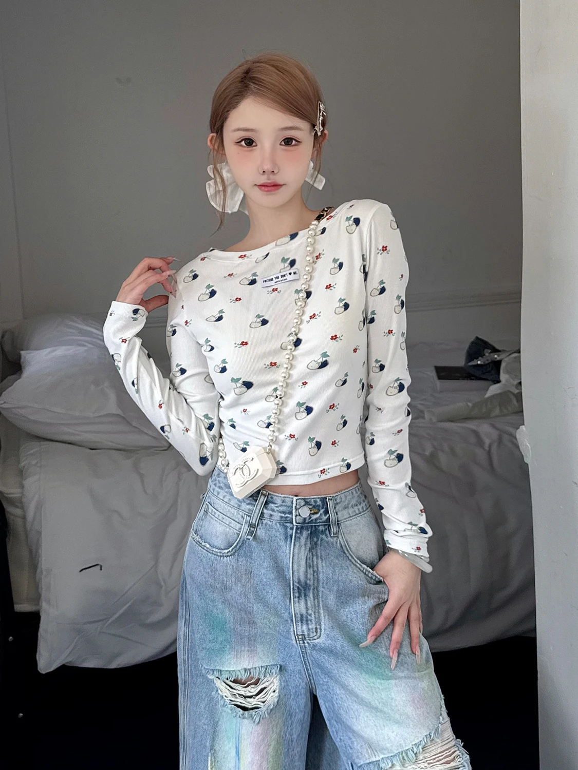 

Женская футболка SOFITTE с принтом «Белая вишня», повседневная, круглый вырез, эластичная, длинный рукав, смесь хлопка и полиэстера