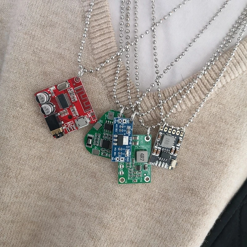 Cyberpunk Trend Circuit Board Pendant Necklace for Women Cool Girl Hip -hop Personality Unisex Y2K Jewelry Gift HUANZHI 2023 NEW