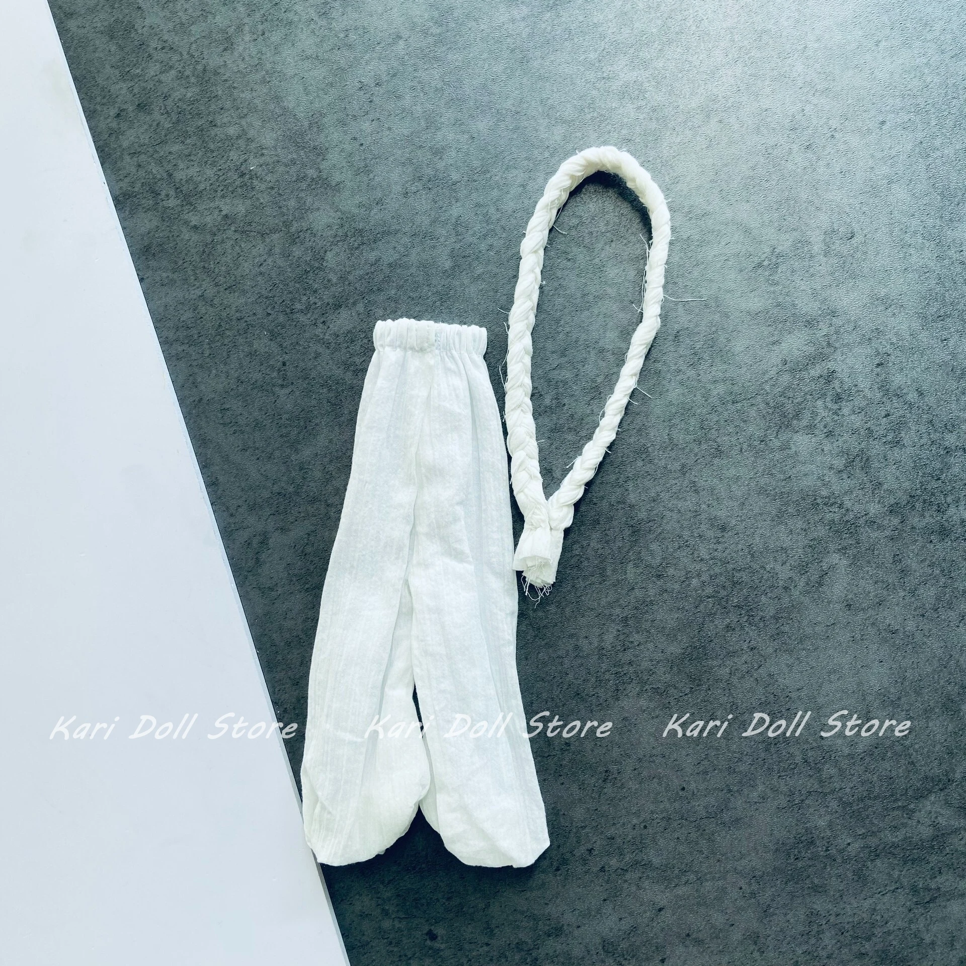 

Одежда и юбки для кукол Kari 2026: Минималистичный черно-белый комбинезон для кукол Landazz Landoudou