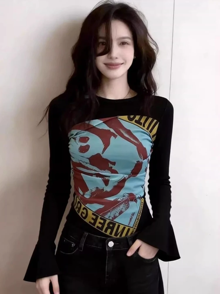 Women Graffiti Print Black T-Shirt Crew Neck Irregular Hem Streetwear Grunge Y2K Spring Autumn Base Layer Top