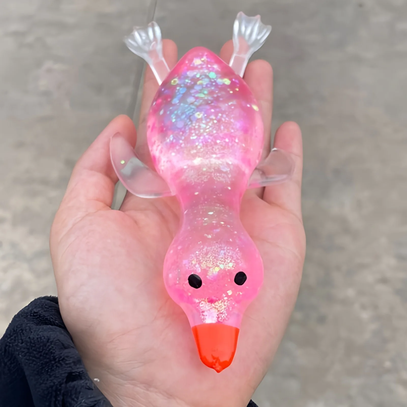 Jumbo Squishy Gelbe Ente Fidget-Spielzeug Niedliche Gänse-Quetschfiguren Stressabbau-Spielzeug für Erwachsene Dehnbares Spielzeug Bestes Geschenk für Freunde – Detail 7