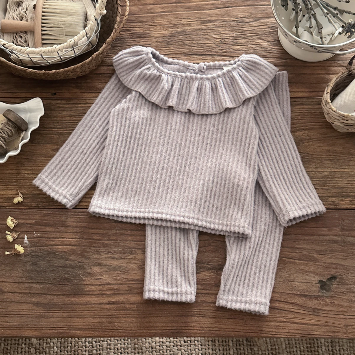 

New Design Fashion Baby Girl Clothes Spring Fall Purple Fleece Fleece Fleece Large Lace Lapel Top+ Slim-fit Pants Sets
