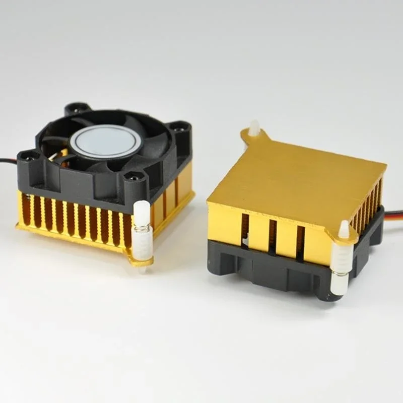 ألومنيوم تدفخينك DC5V 12V 40mm 40x40x10mm مروحة بطاقة الرسومات للتبريد الفعال من PC Northbridge Chipsets