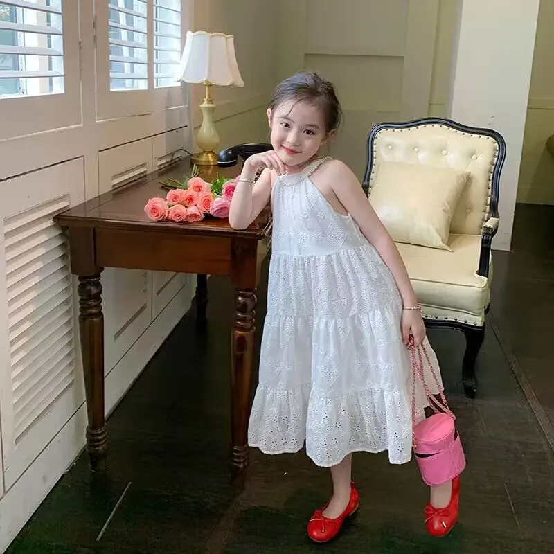 2026 New Girls White Princess Dress Summer New Children's Baby Premium Long Dress Holiday Style Dress Eenage Girls Strap Dress