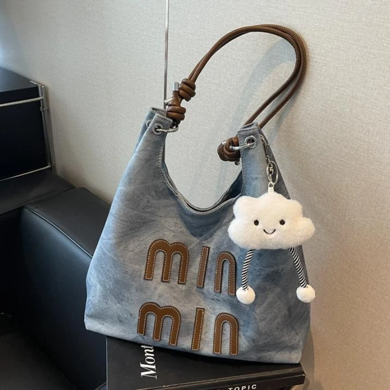 

Casual and Practical Women's Large Capacity Tote Bag, Simple and Multi-purpose Shoulder Bag