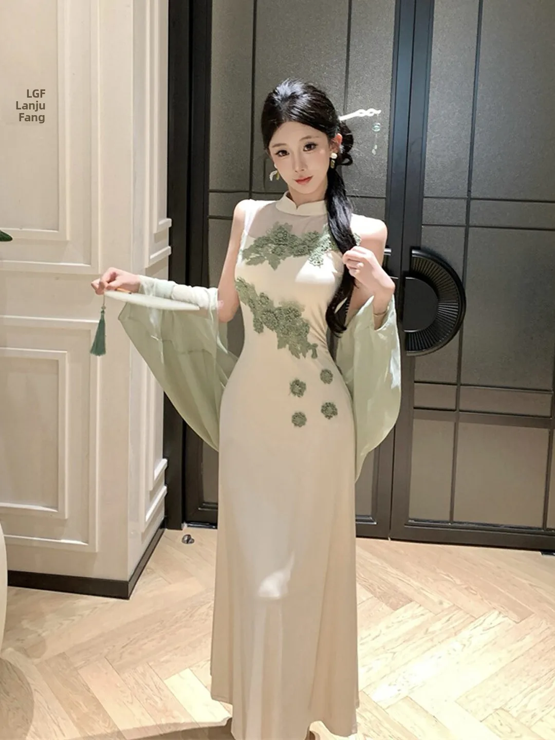 

Gentle Wind Unique Beautiful Dress Two-Piece Set Exquisite Non-Repeating Bodycon Skirt Summer Collection