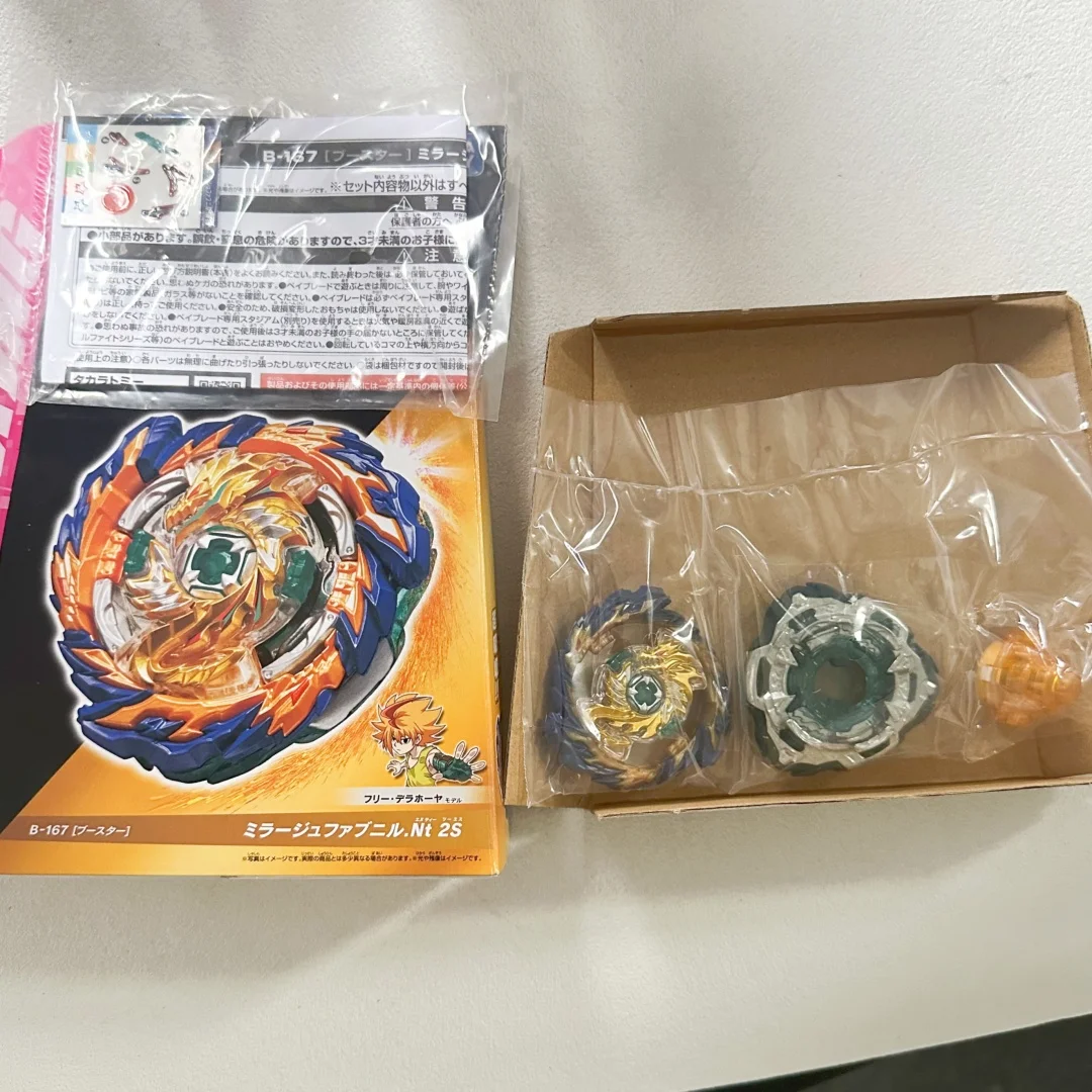 

GENUINE beyscollector Beys B-167 Battle Burst Mirage Fafnir .Nt 2S Superking New with original packaging set