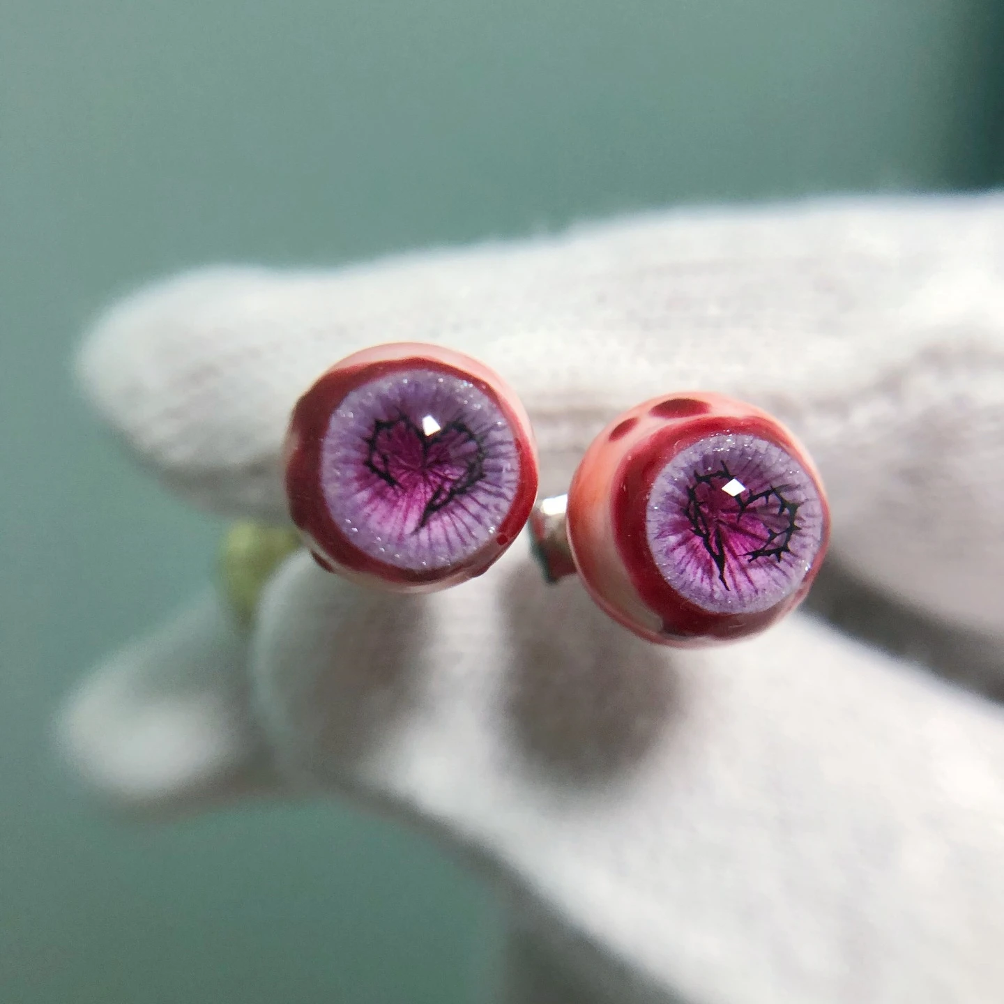 3159 Sweet Dark Kawaii Eyeball Piercing Studs Handmade Heart Pupil Earrings Gothic Unisex Ear Cuff Jewelry Unique Cute Punk Gift