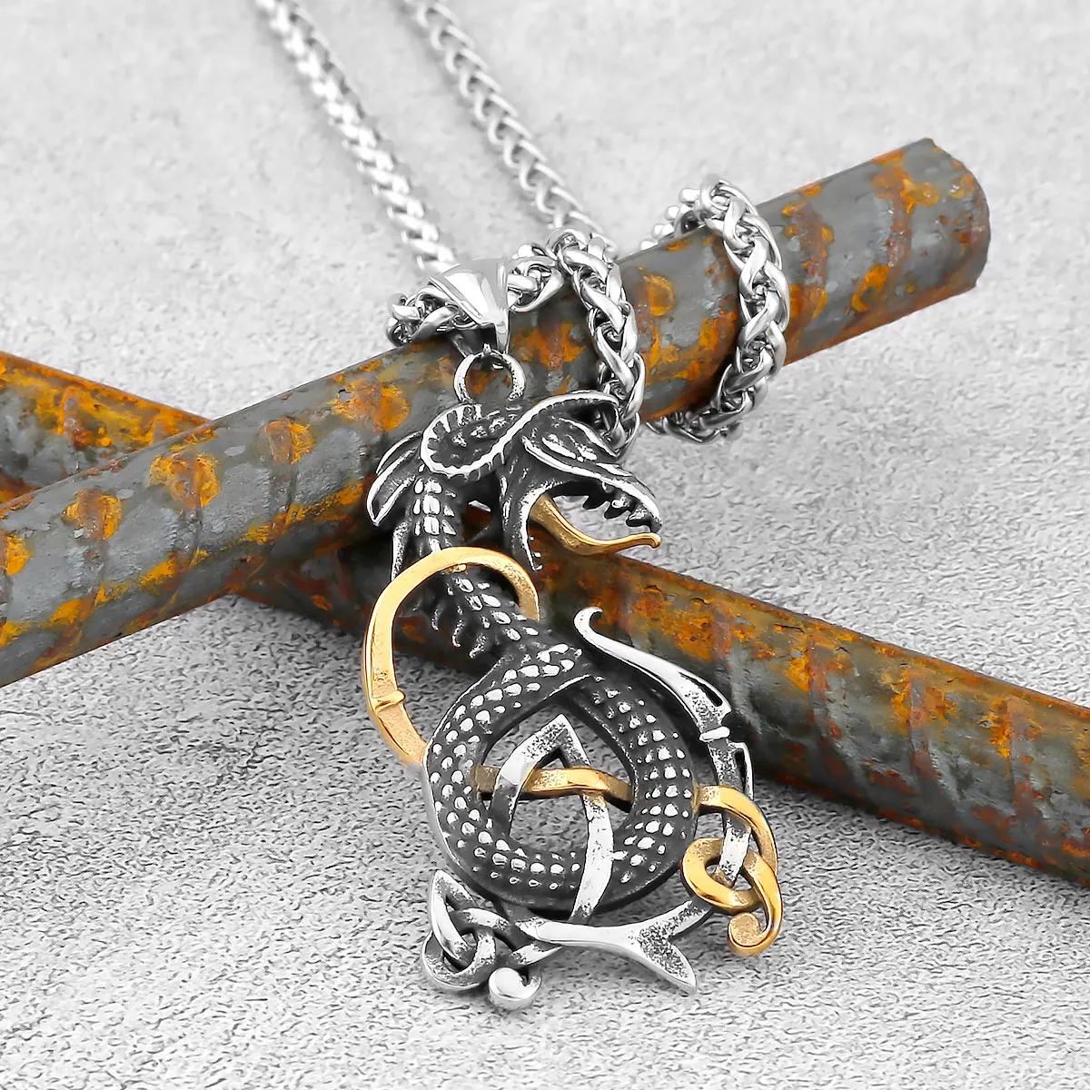 Titanium Stainless Steel Vintage Viking Dragon Necklace Nordic Men's Rattlesnake Amulet Fashion Pendant Necklace Teen Jewelry