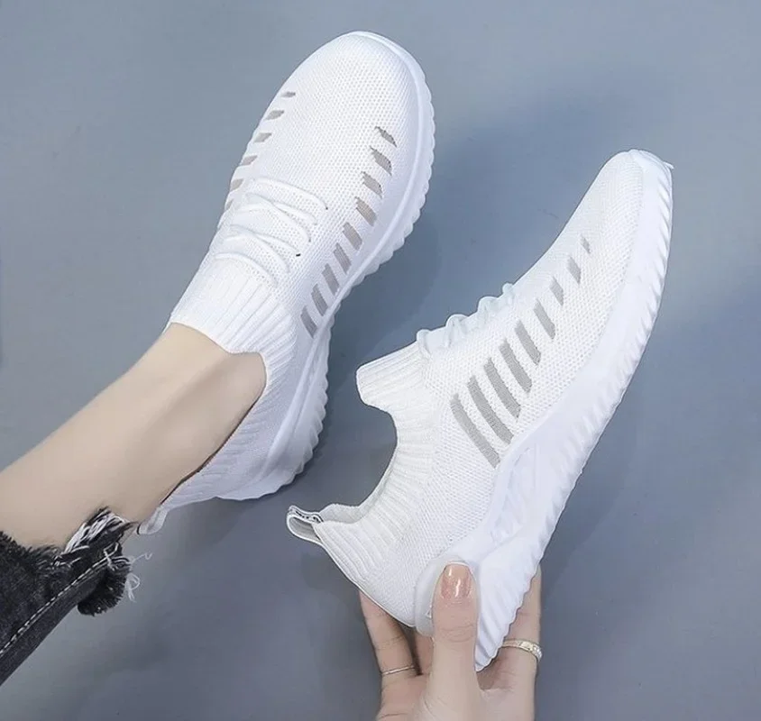 Summer Women\'s Sneakers Women Running Sport Shoes Woman White Pink Yellow Sneakers Tennis Light Mesh Vulcanize basket femme