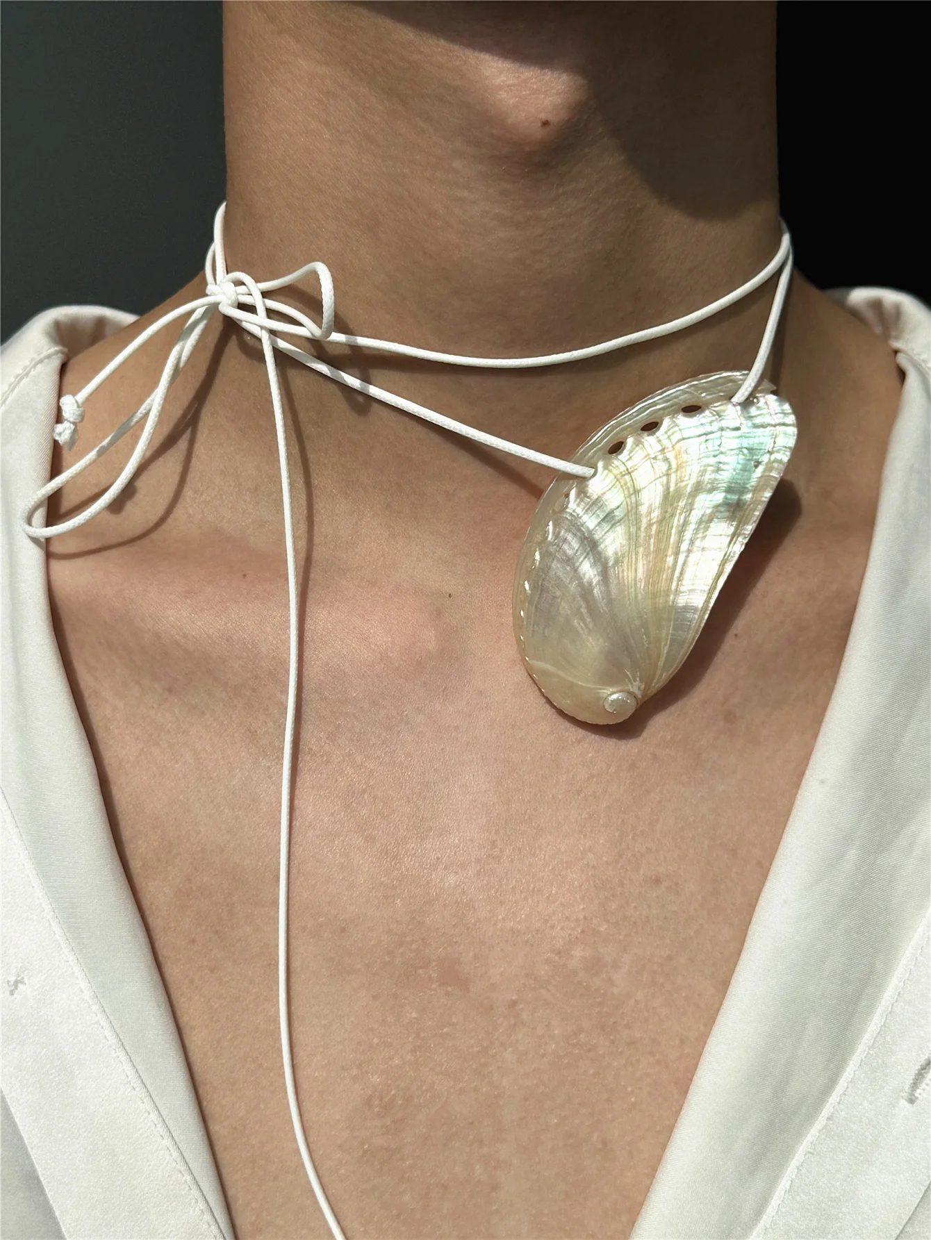Exaggerated Natural Shell Collarbone Chain Charm Necklace Rope Chain Y2K Summer Beach Vacation Charms Jewelry For Women image 2