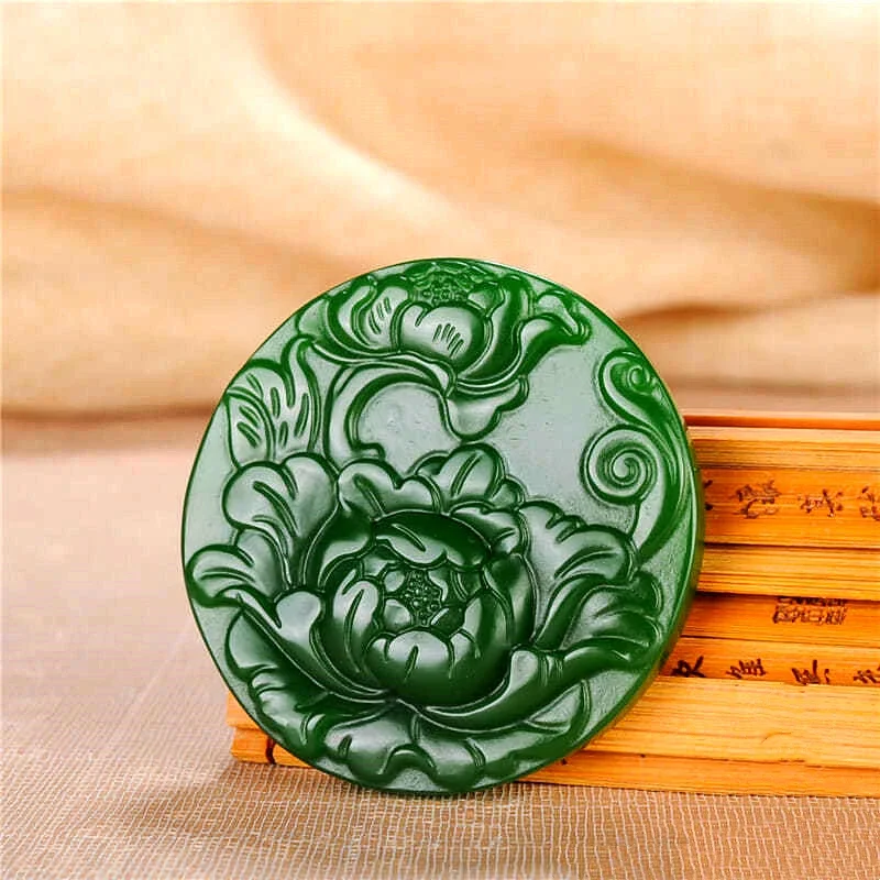 

Natural Green Hand Carved Lotus Jade Pendant Fashion Boutique Jewelry Blooming Rich Men's and Women's Necklace Gift Accessories