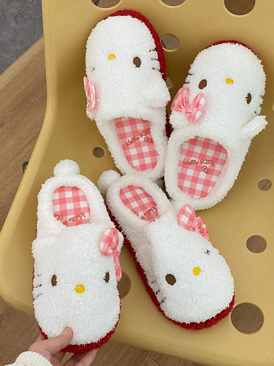 Cartoon Hello Kitty Slippers Lovely Japanese Style Indoor Shoes Sanrio Anime Girl Shoes Floor Slippers Warm Spring Autumn Flat