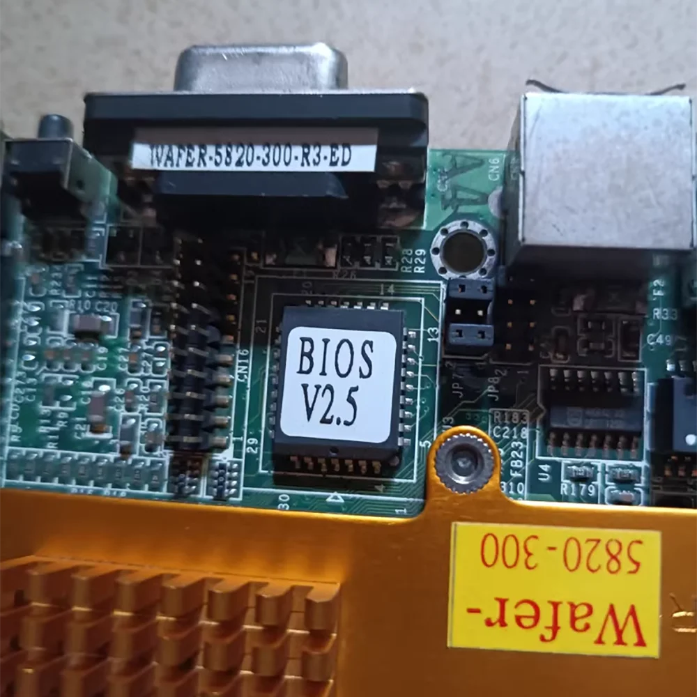 WAFER-5820-300-R3-ED Embedded Industrial Control Computer Motherboard Industrial Master